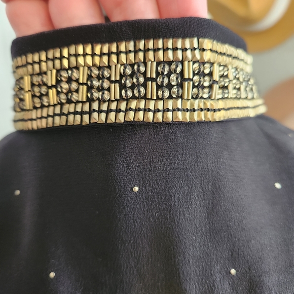Club Monaco Silk beaded collar button down - Picture 8 of 16